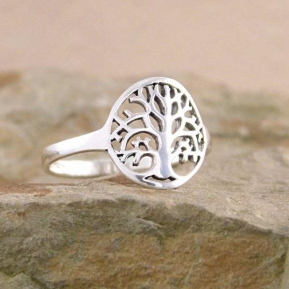 Meet your Posher, Heather, The irish gem jewelry - Picture 6 of 8